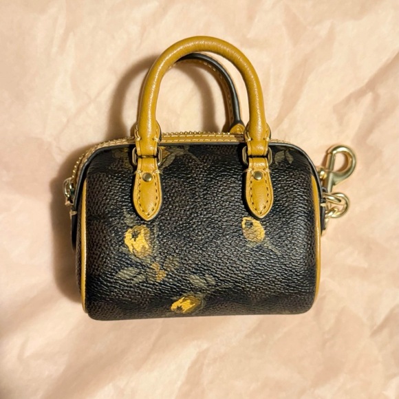 Coach Mini Rowan Bag Charm / Keychain in Signature Canvas with Floral Print Bag - Picture 6 of 12